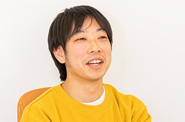 山田 駿